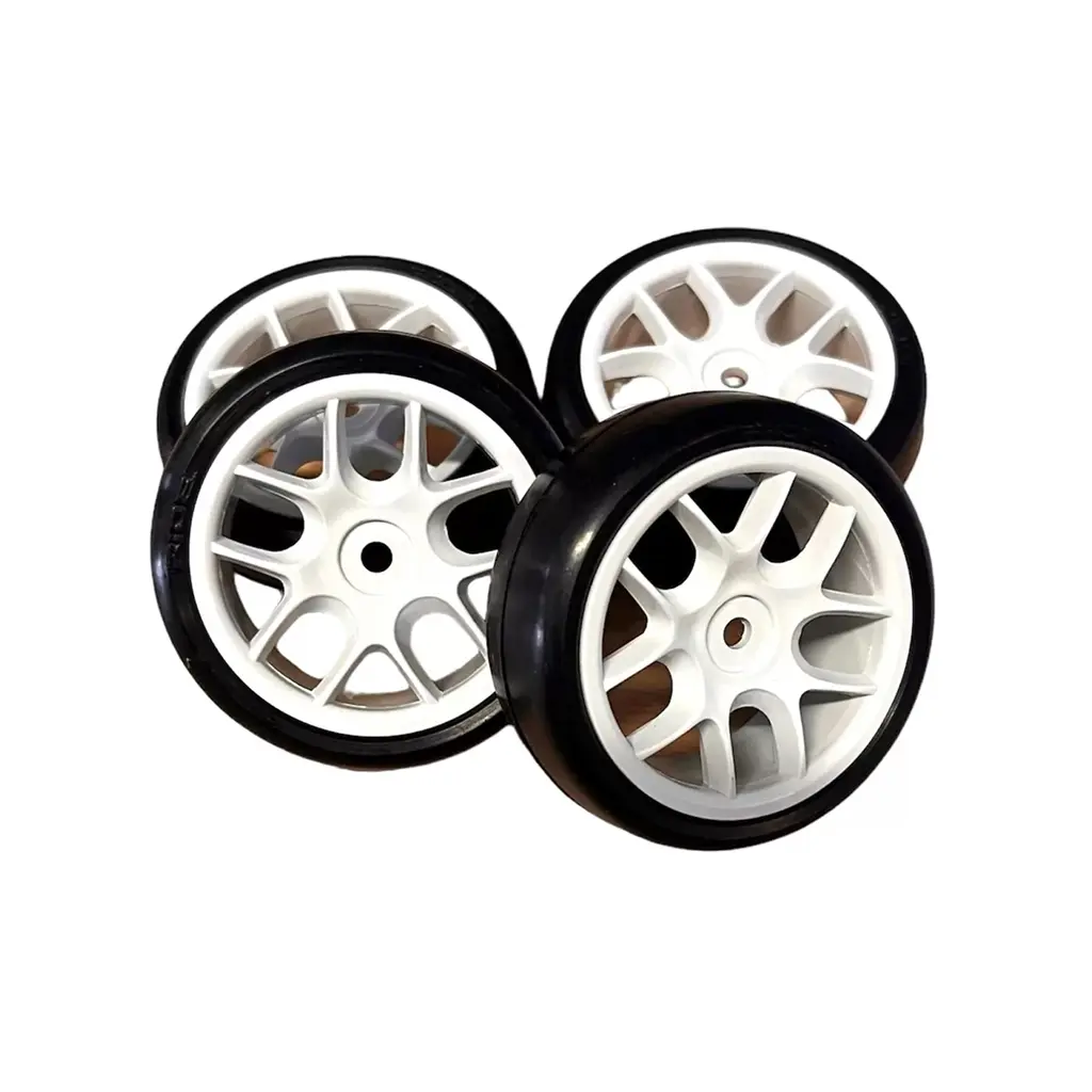 RI-36086 - Ride 1/10 Belted TR09 Slick Tyres 10 Spoke - White